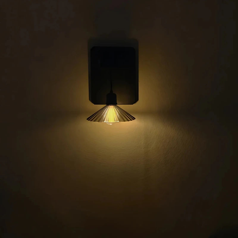 Solar Outdoor Wall Light with Dusk Sensor and Decorative Shade – Exterior Wall Lantern for Patios and Entrances 3