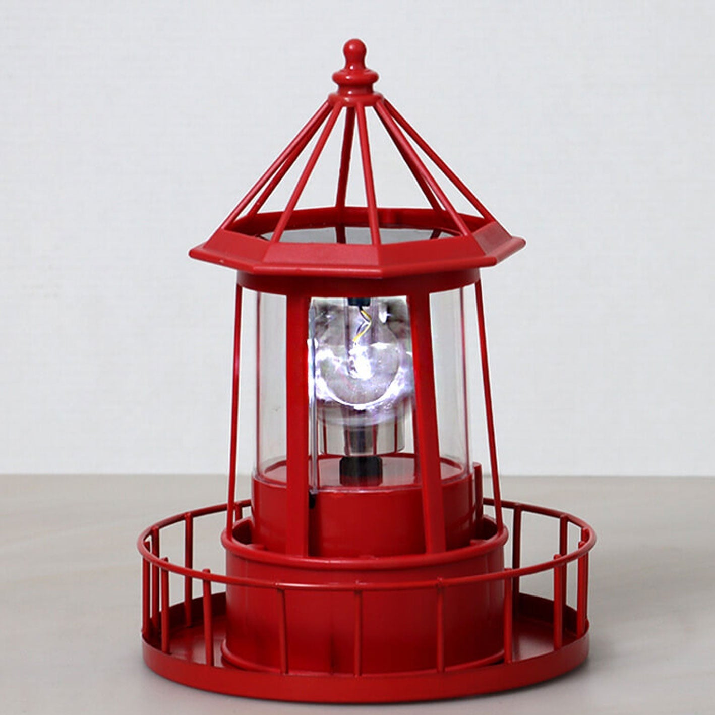 Solar Rotating Tower LED Garden Light - Energy-Efficient Outdoor Illumination 2