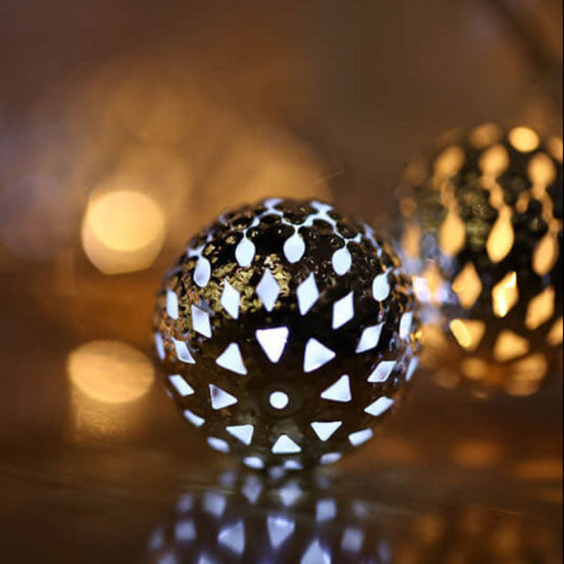 Solar String Lights - Decorative Lanterns for Outdoor Patio Ambiance 3