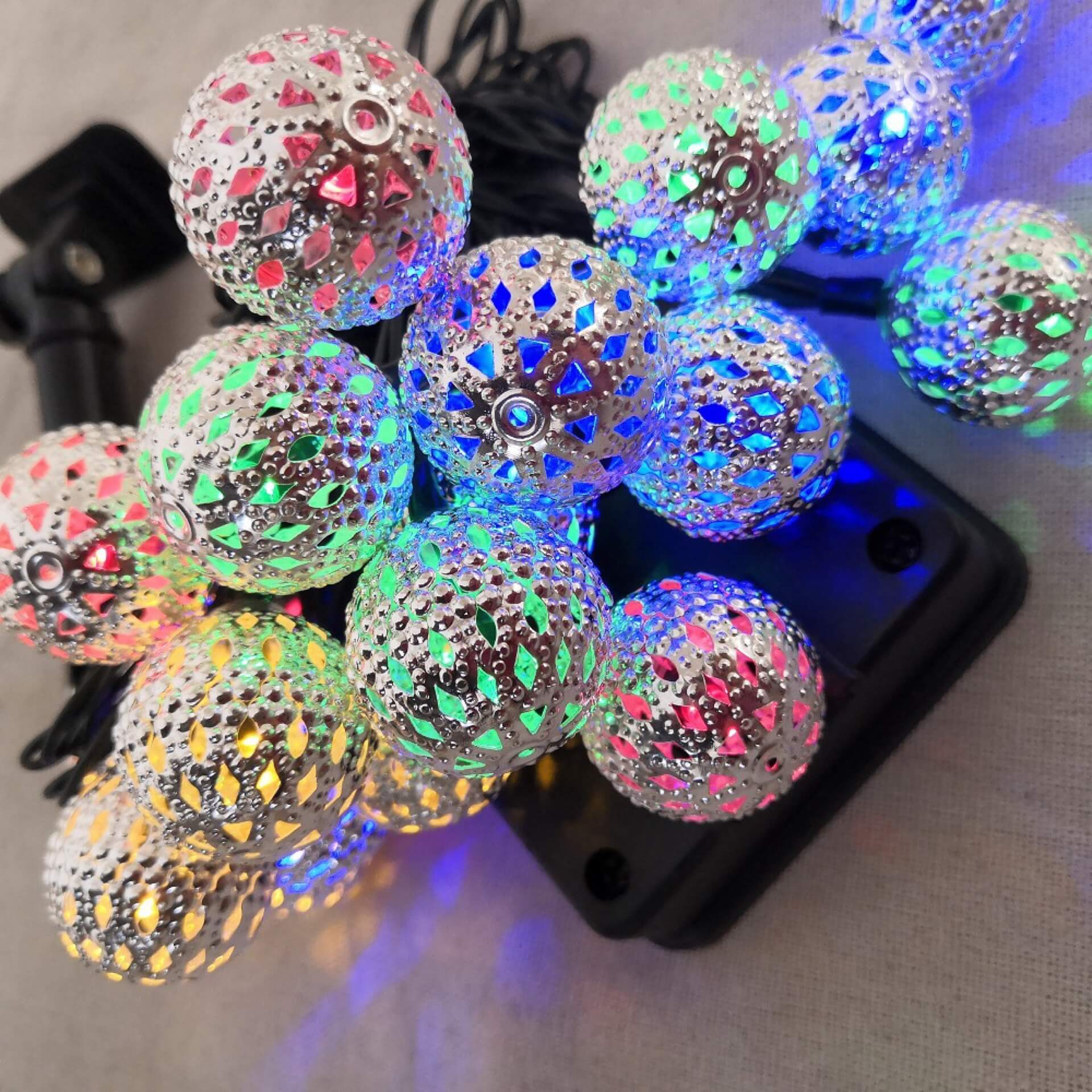 Solar String Lights - Decorative Lanterns for Outdoor Patio Ambiance 6