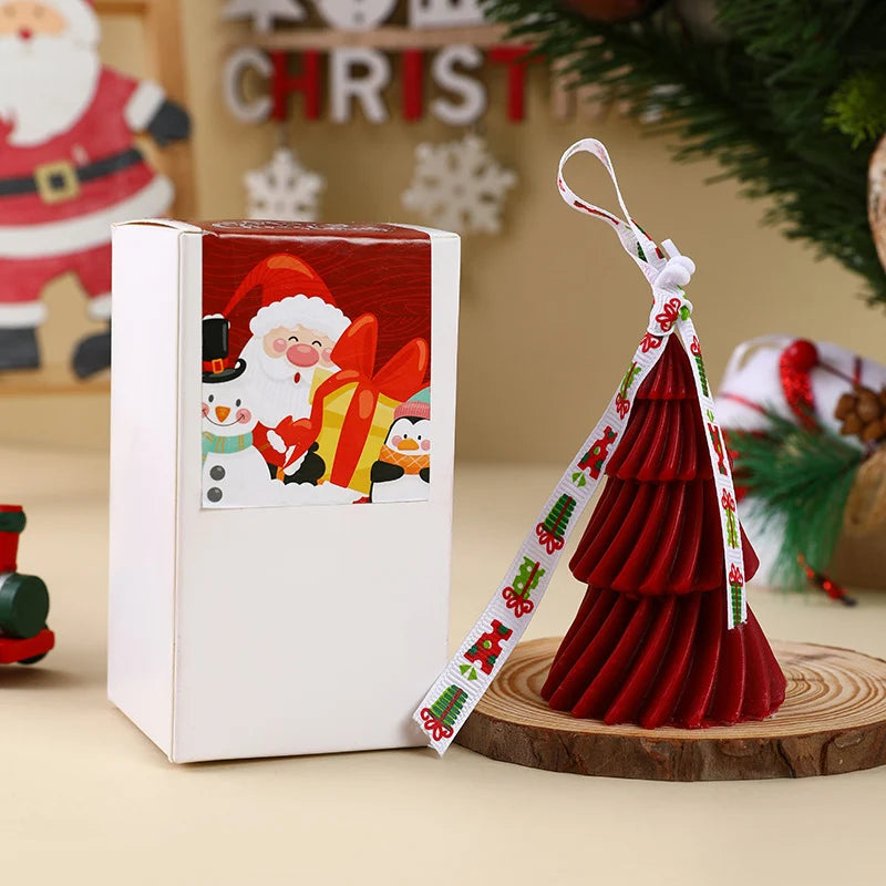 Soy Wax Christmas Tree Scented Candle – Eco-Friendly Festive Decoration in Cream, Red, or Green, 5.5 cm x 9 cm 3