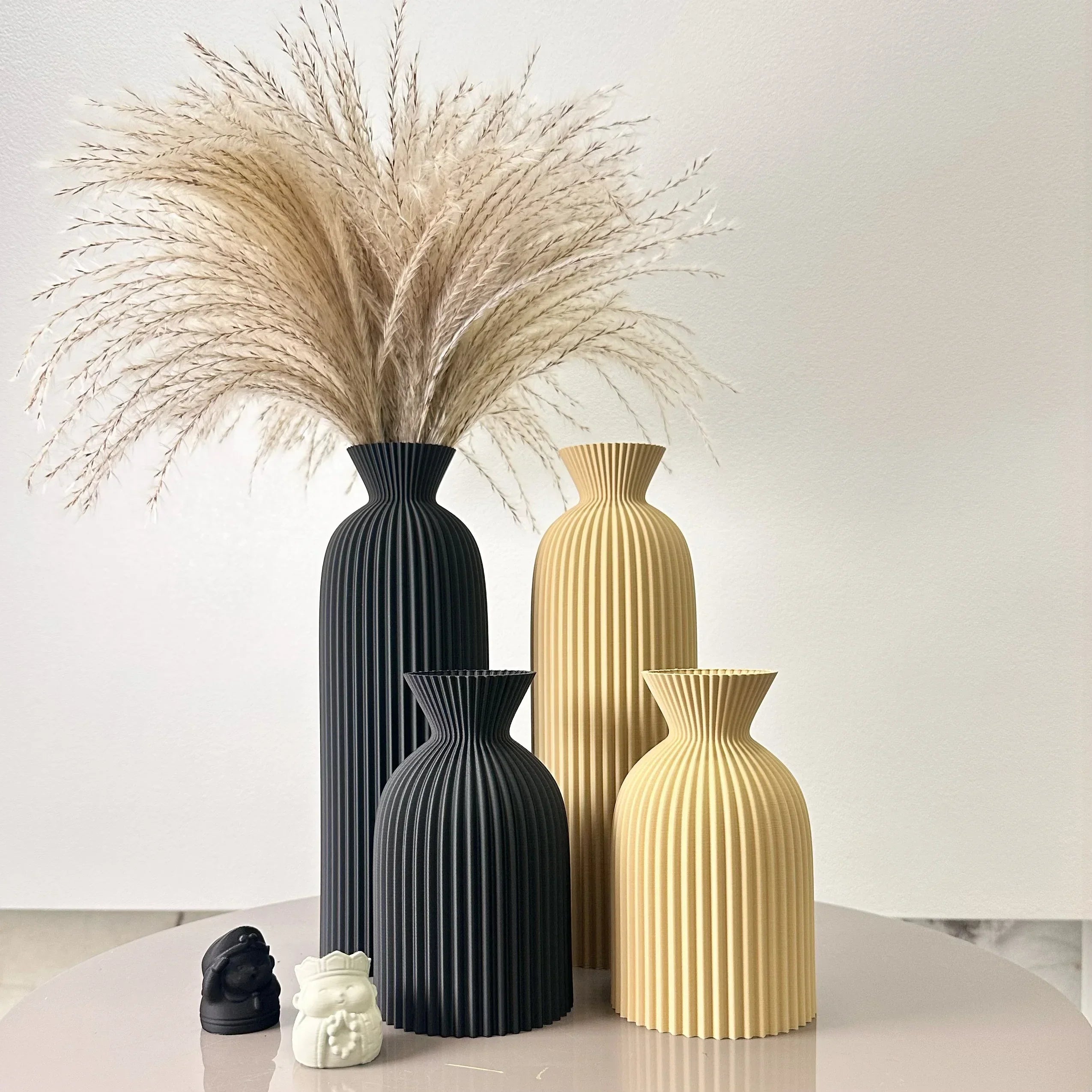 Striped Ceramic Vase Set - Modern Minimalist Elegance for Home Decor 1