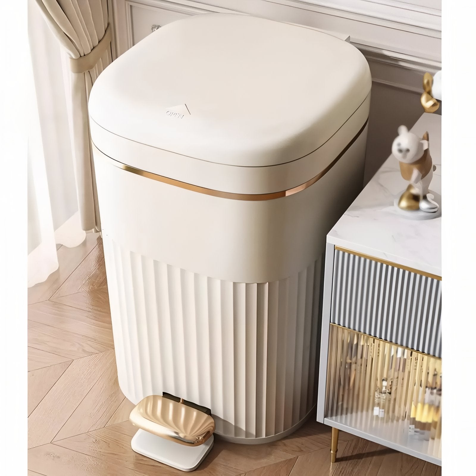  Stylish Pedal Waste Container for Hygienic Disposal 3
