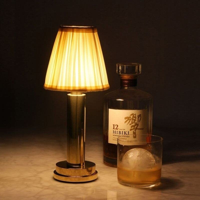 Table Lamp Metal Integrated LED Rechargeable Wireless Desk or Bedside Lamp 2