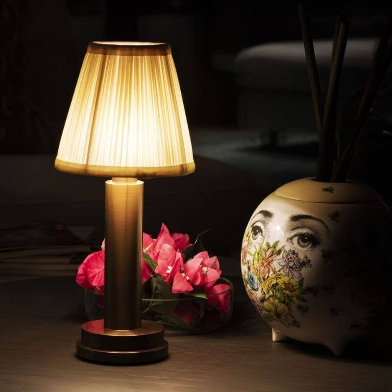 Table Lamp Metal Integrated LED Rechargeable Wireless Desk or Bedside Lamp 3