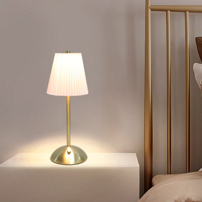 Table Lamp Rechargeable LED USB Powered Iron Fabric Shade 2W 200 Lumens Multiple Colors 05