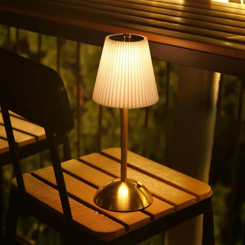 Table_Lamp_Rechargeable_LED_USB_Powered_Iron_Fabric_Shade_2W_200_Lumens_Multiple_Colors_16