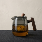Teapot Glass 530 ml Wooden Handle Transparent Body, Elegant Design