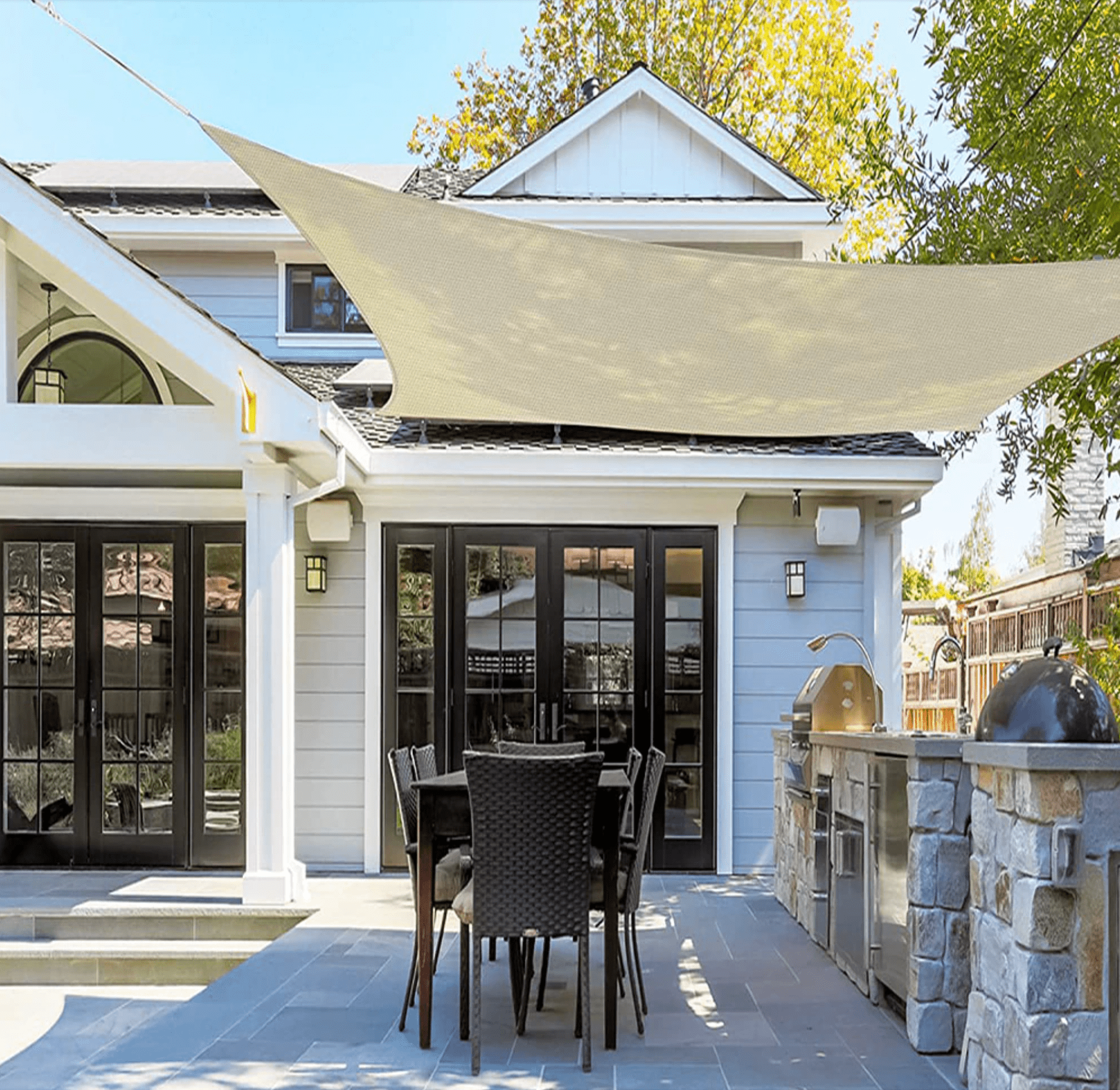 Triangle Shade Sail - Stylish Sun Protection for Patio & Outdoor Spaces 10