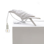 Unique Table Lamp in Black or White Resin – Decorative Bird Design for Cozy Illumination 0