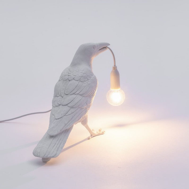 Unique Table Lamp in Black or White Resin – Decorative Bird Design for Cozy Illumination 4