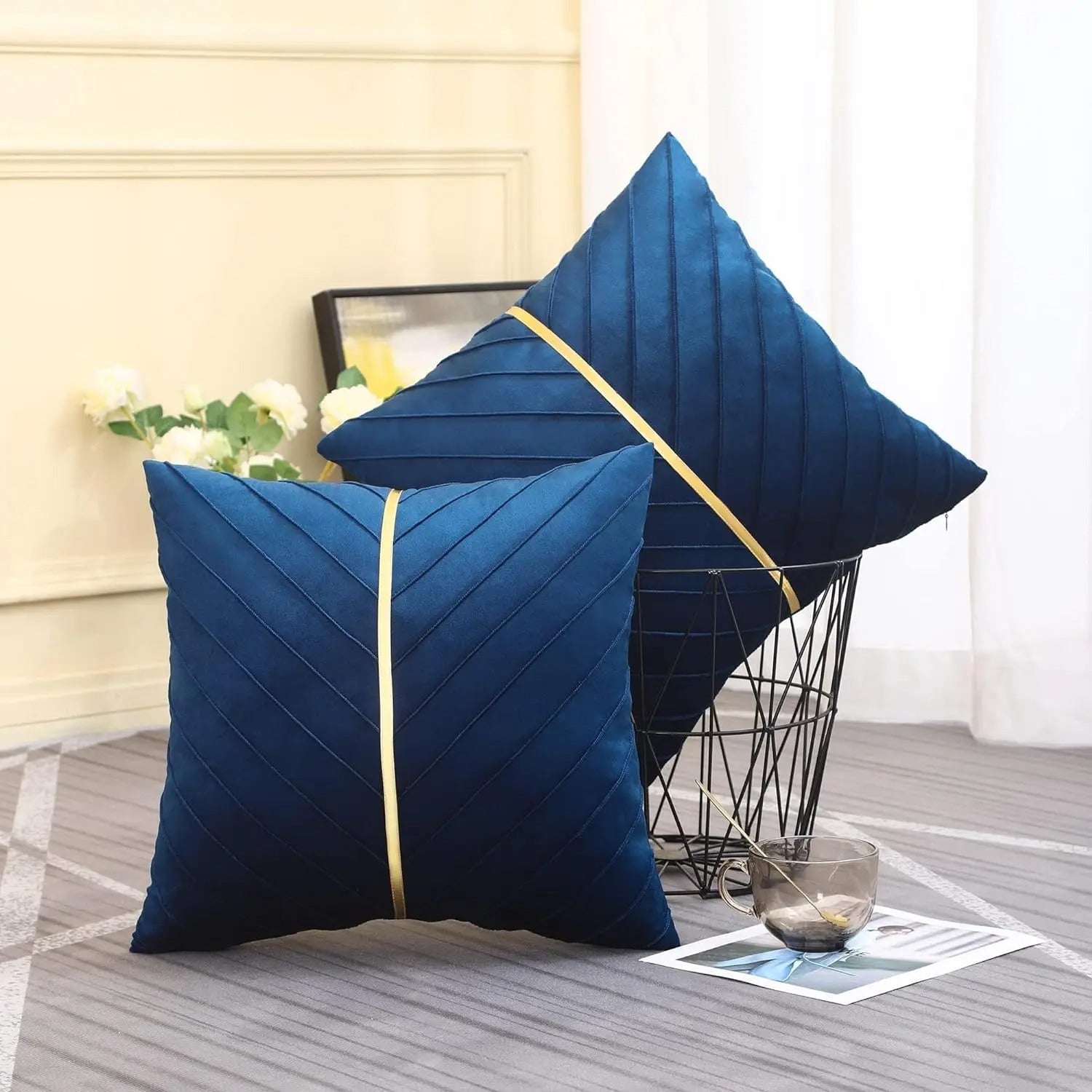 Velvet Cushion Cover - Soft Gold Sequin Design for Chic Home Decor 5