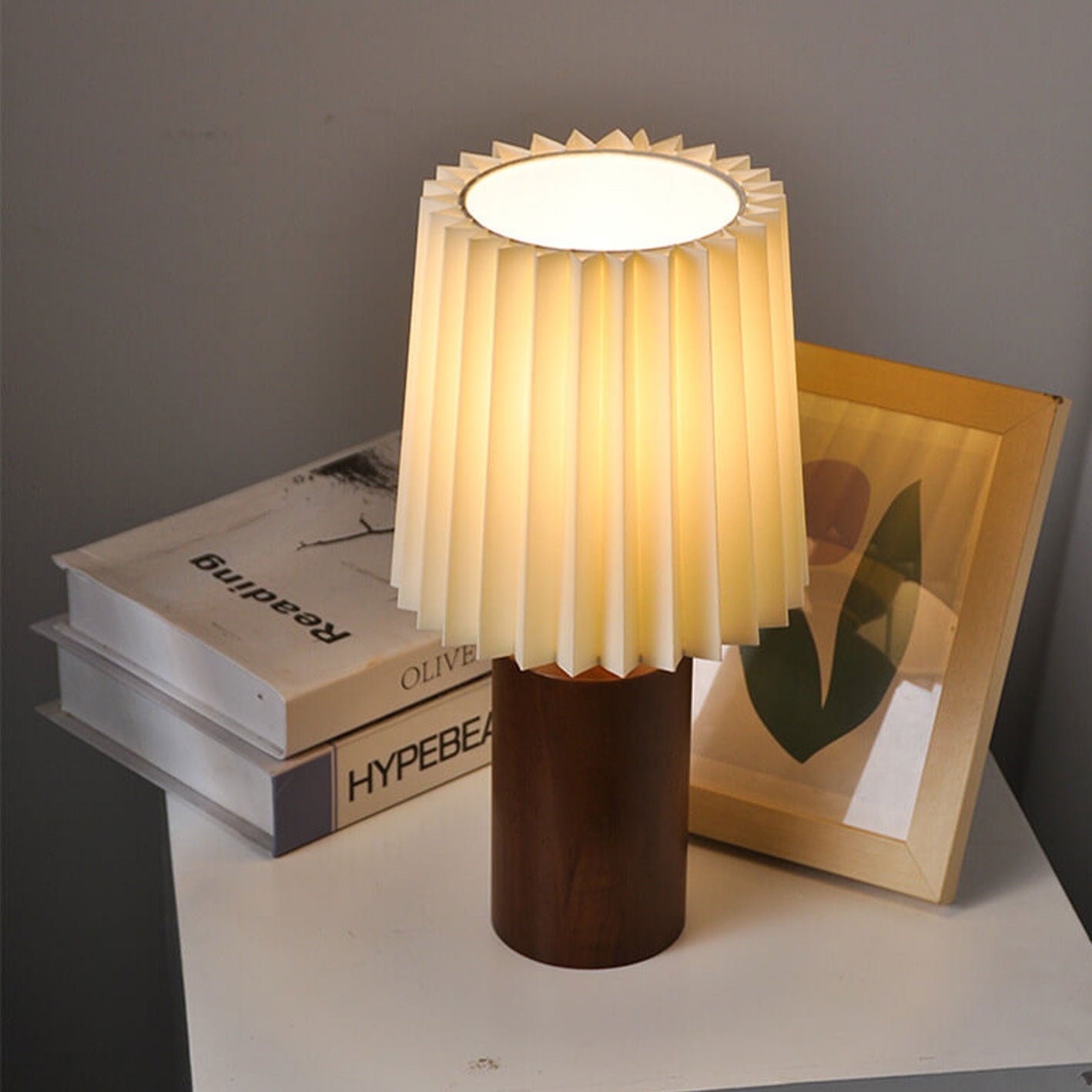 Vintage Korean Table Lamp - Elegant Design for Bedroom or Desk 3