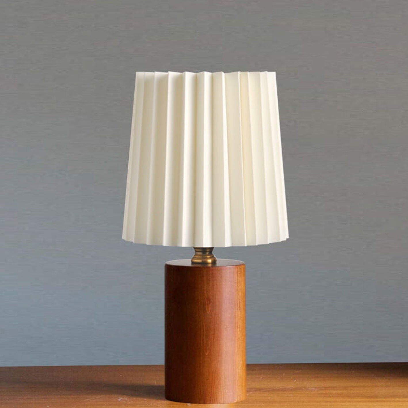 Vintage Korean Table Lamp - Warm LED Light for Bedroom & Desk 0