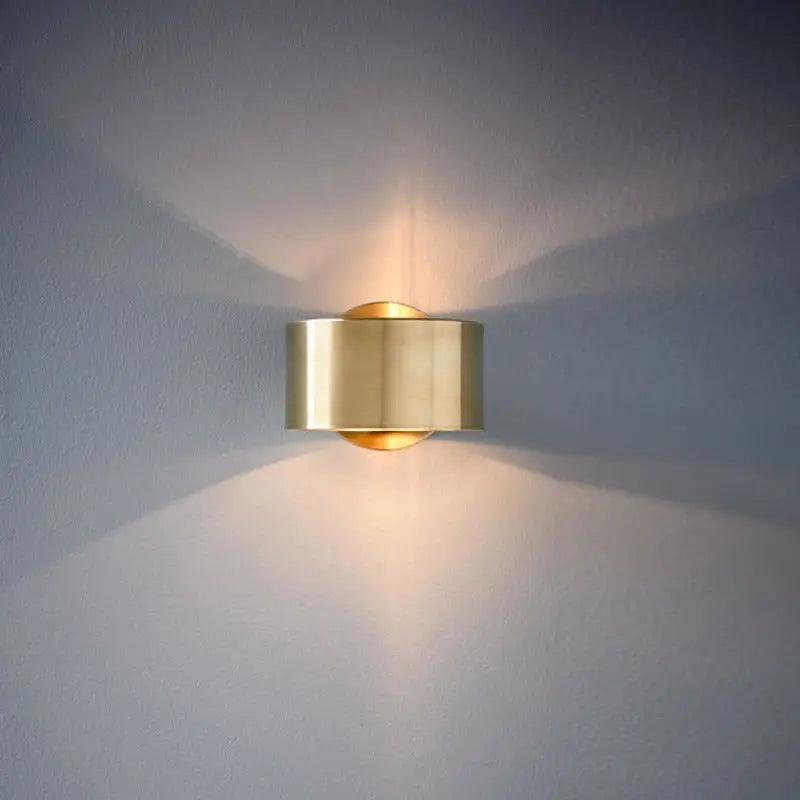 Wall Sconce - Elegant Black & Gold LED Accent Light 0