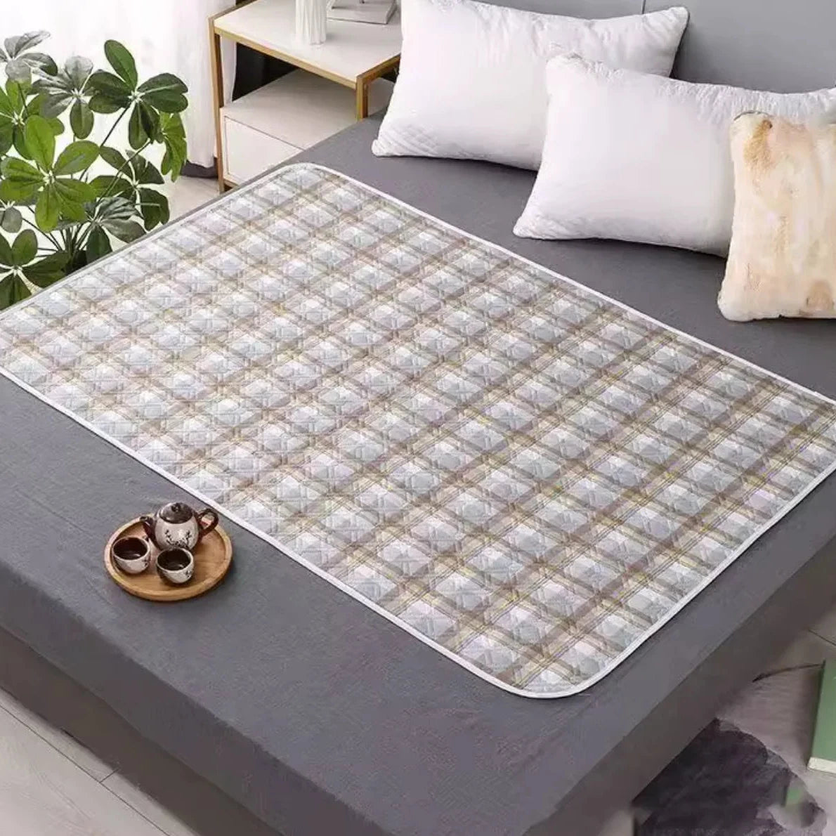 Waterproof Baby Changing Mat - Soft, Portable, Eco-Friendly & Leakproof 6