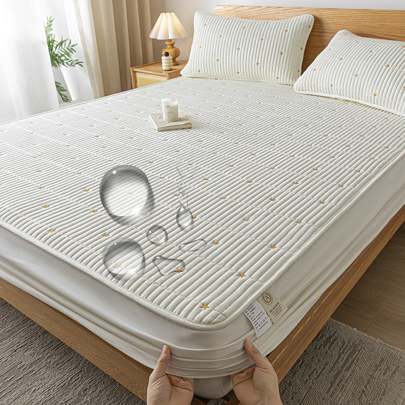 Waterproof Mattress Protector - Durable, Breathable Cover for Comfort 3