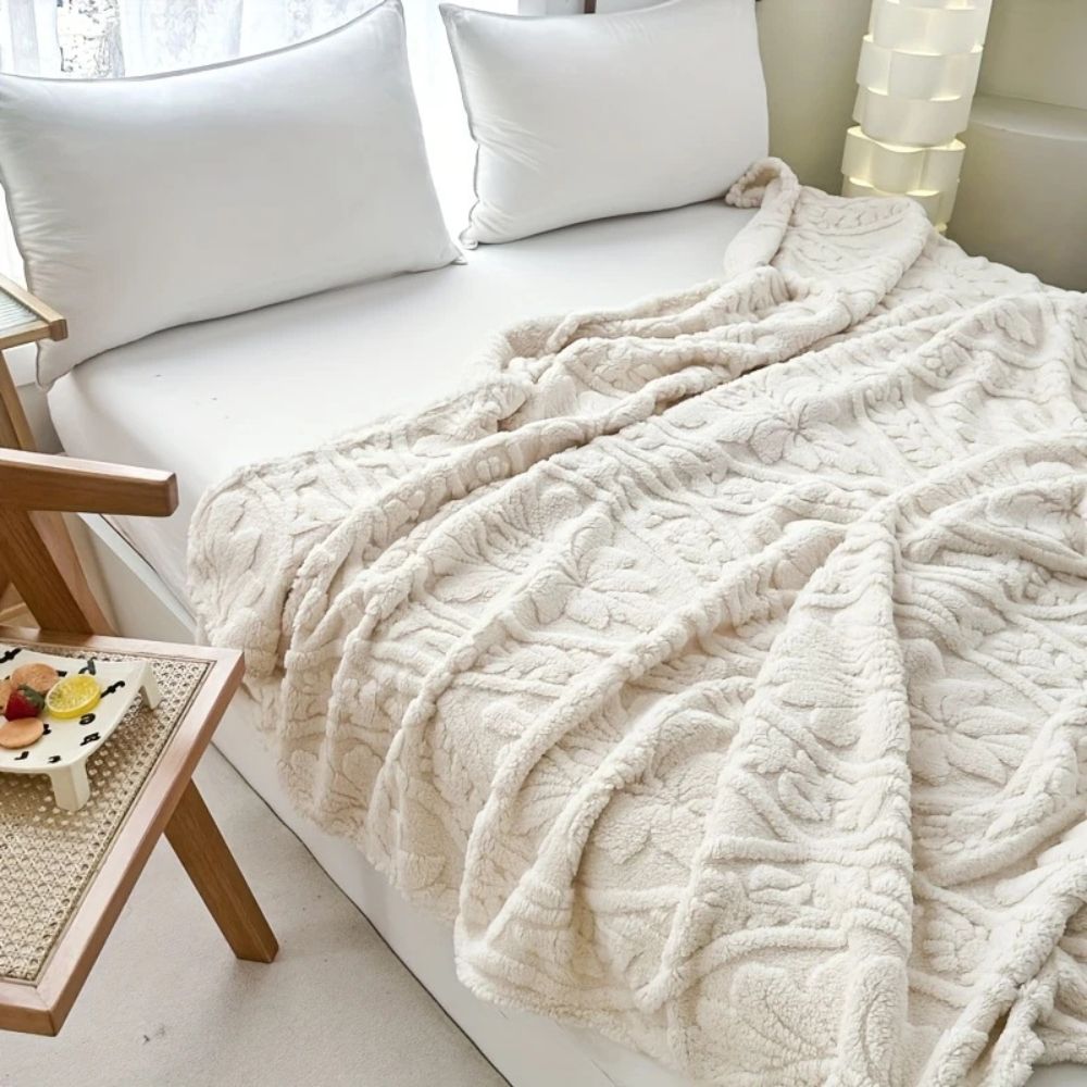 Weave Jacquard Fleece Blanket - Soft Microfiber Throw for Cozy Comfort 2