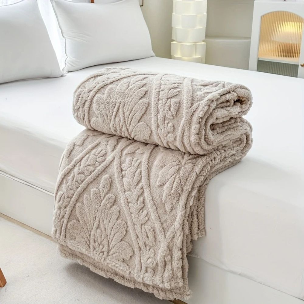 Weave Jacquard Fleece Blanket - Soft Microfiber Throw for Cozy Comfort 8