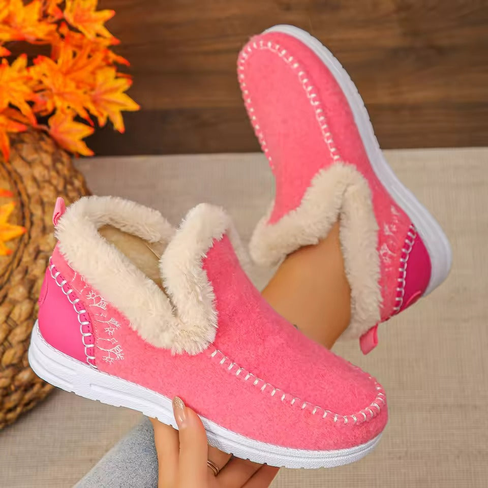 Women's Ankle Snow Boots with Slip-On Closure and Low Heel for Winter 3