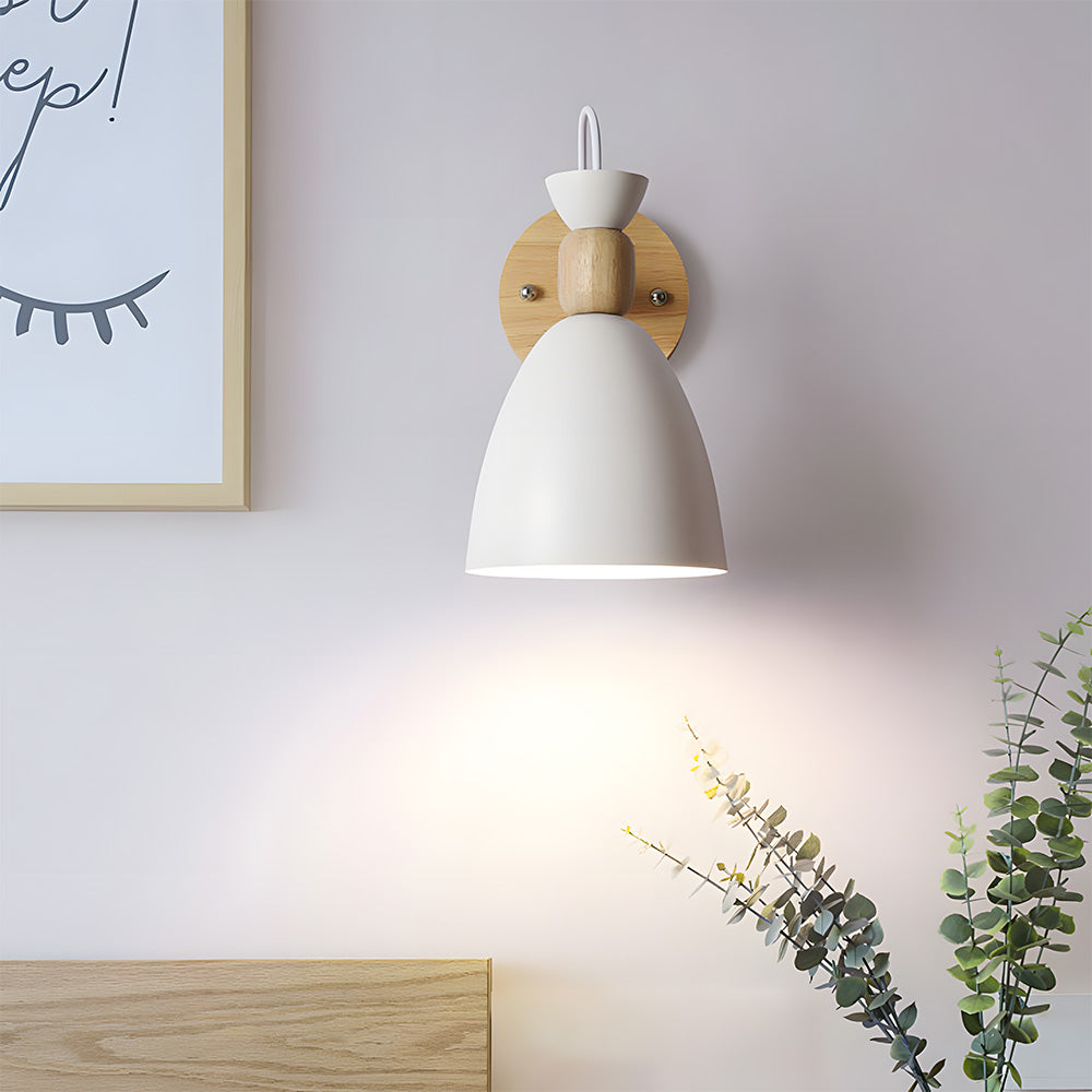 Wooden Wall Sconce - Modern Design for Cozy Indoor Ambiance 0