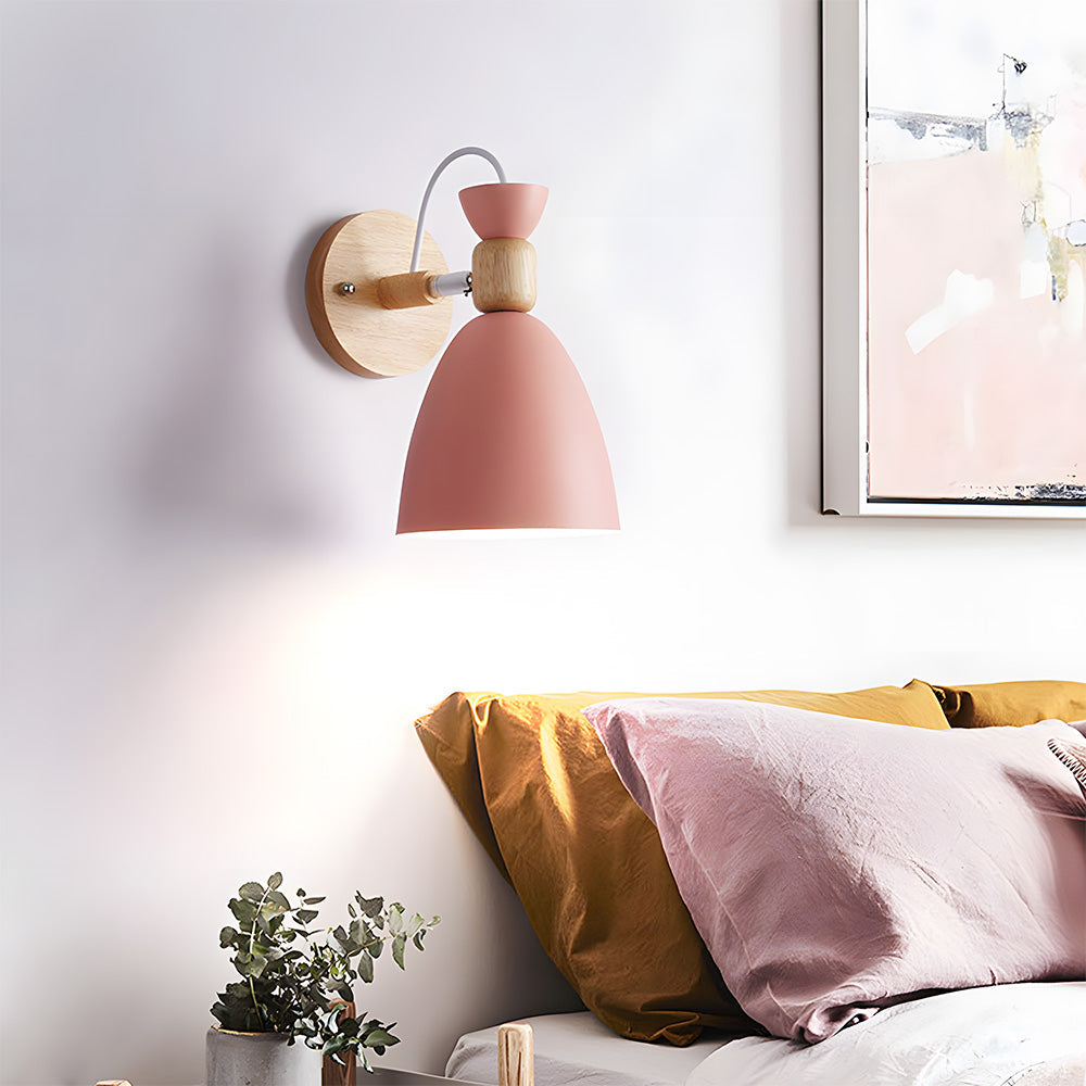 Wooden Wall Sconce - Modern Design for Cozy Indoor Ambiance 10