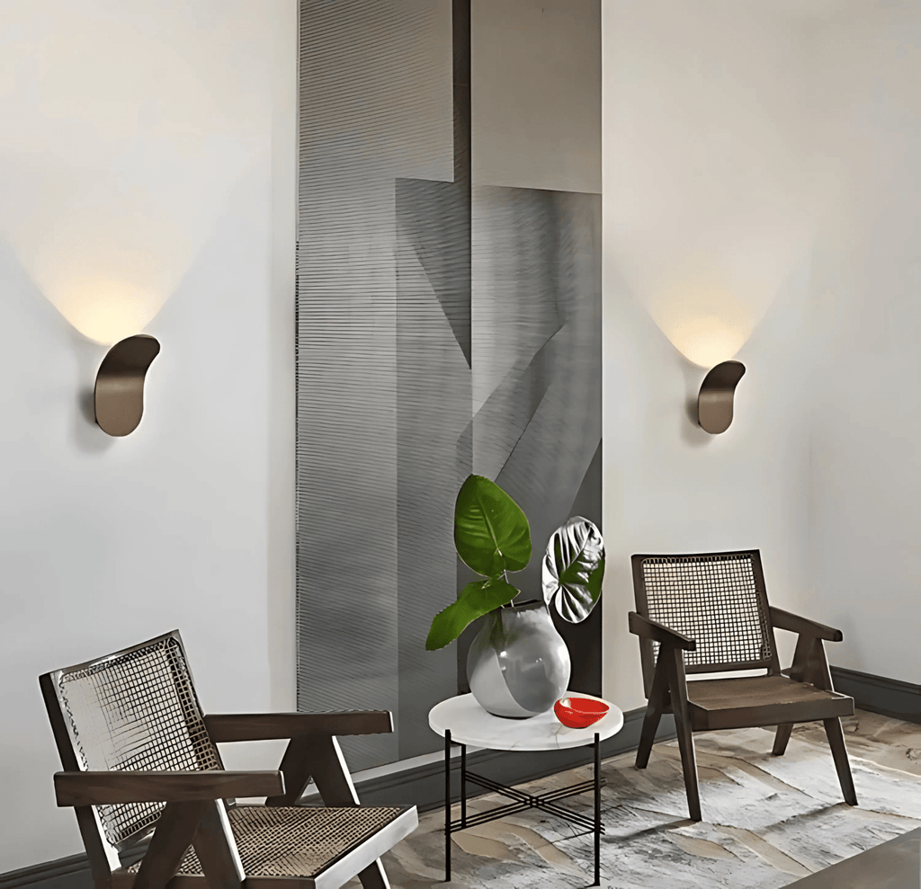 Brushed Metal Wall Light Ð Sleek Minimalist Design for Elegant Spaces 5