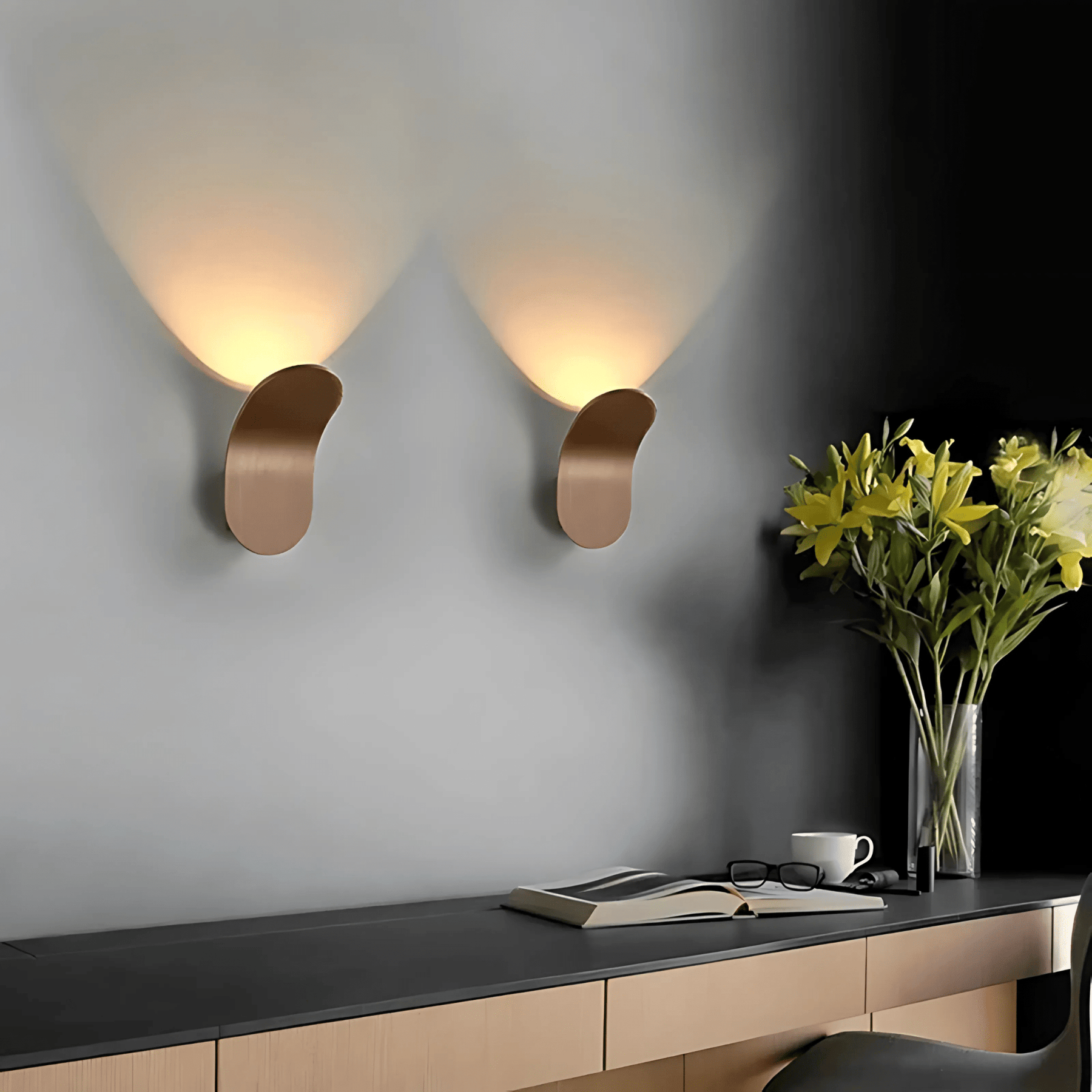 Brushed Metal Wall Light Ð Sleek Minimalist Design for Elegant Spaces 6